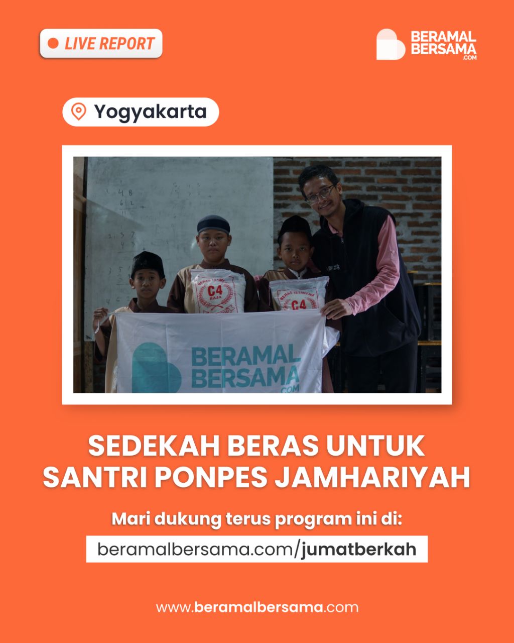 Beras Terbaik dari Sedekah Terbaik untuk Santri Tuna Rungu