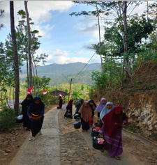 Bantu Cukupi Kebutuhan Air Bersih dengan Pipanisasi di Ponpes Minhajul Muna