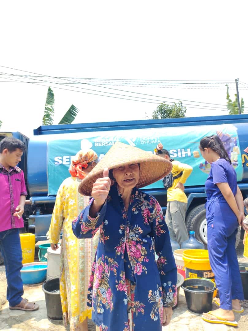 Bantuan Air untuk Kebutuhan Masyarakat Sukalarang (Tahap 2)