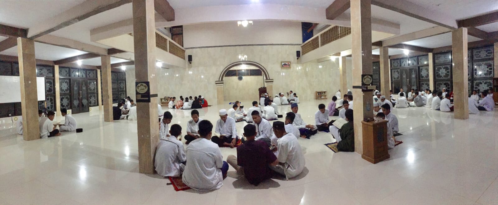 Berbagi Buka Puasa Santri TPA hari ke Tujuh