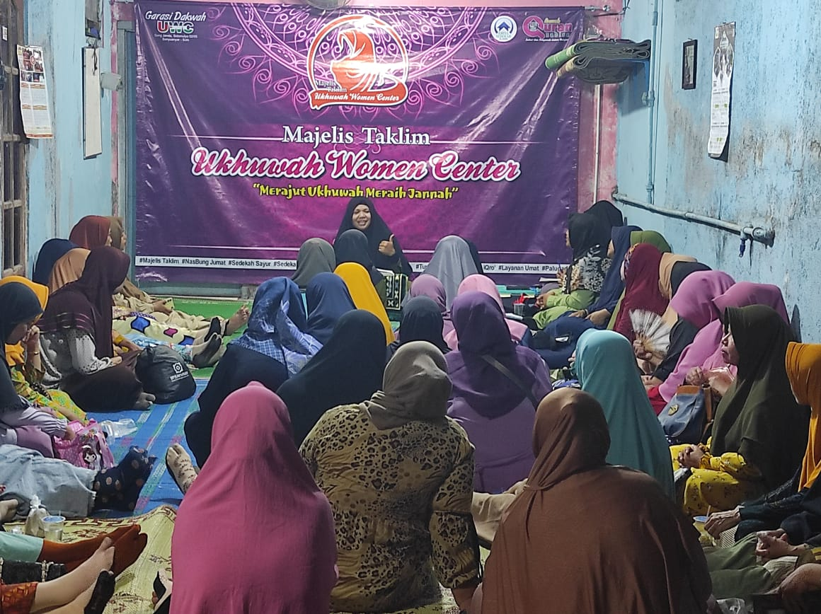 Mudahkan Lansia dalam Belajar Al-Quran Majlis Taklim UWC