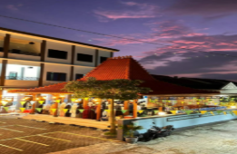 Penyaluran 100  Air Minum Kajian Akbar BEM Institut Mambaul Ulum