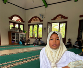 Penyaluran 15 Iqro di Musholla Al-Ikhlash, Dusun Kuwang