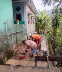 Penyaluran 16 Kantong Semen Untuk Renovasi Tempat Wudhu Mushola Sirojul Mubtadiin