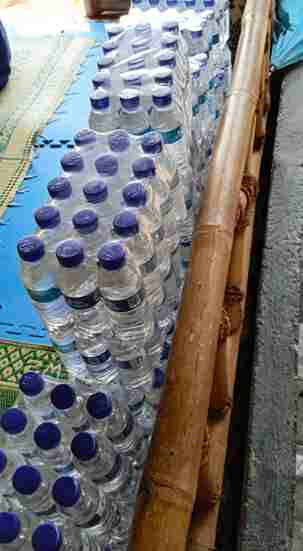 Penyaluran 300 Air Minum Seminar Nasional Akademik UKMI Nurul Ilmi