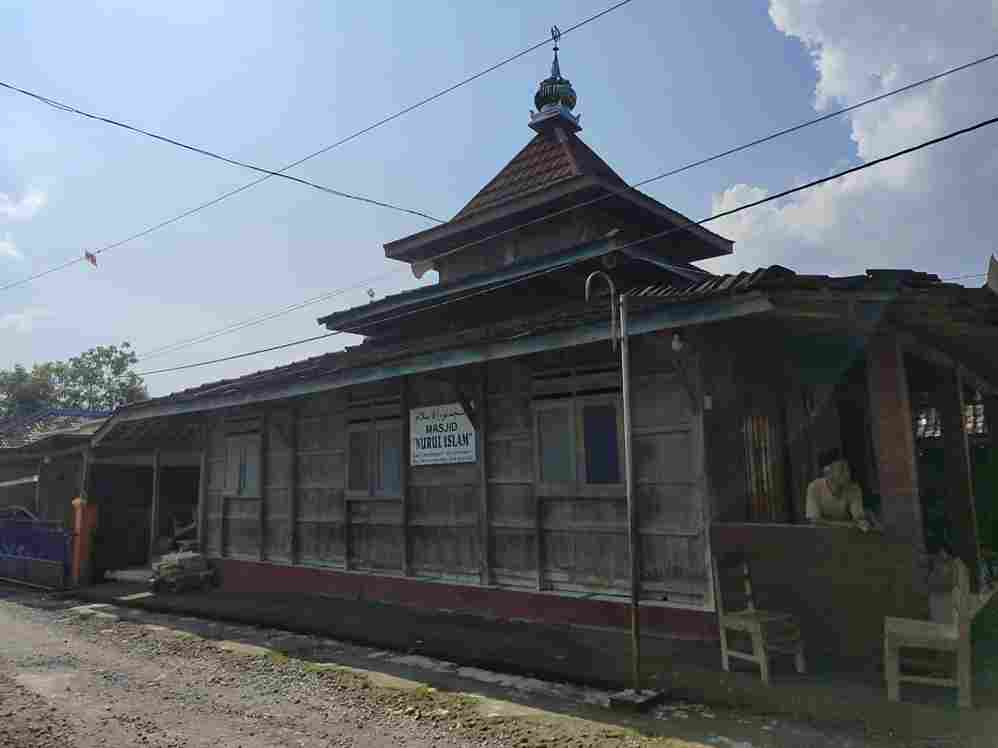 Penyaluran 36 Al Quran Hafalan TPQ Al Falah