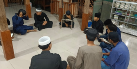 Penyaluran Buka Puasa PP Serambi Al-Aqsha