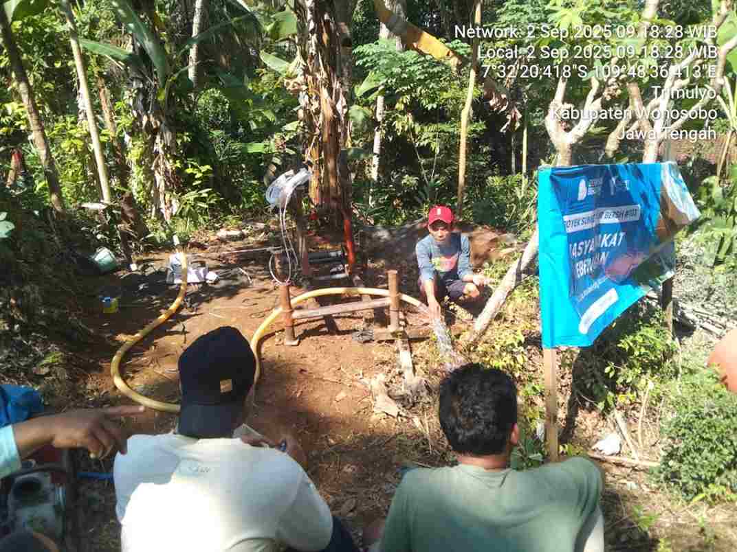 Penyaluran Satu Set Sumber Air Bersih #103 Jebengan, Trimulyo