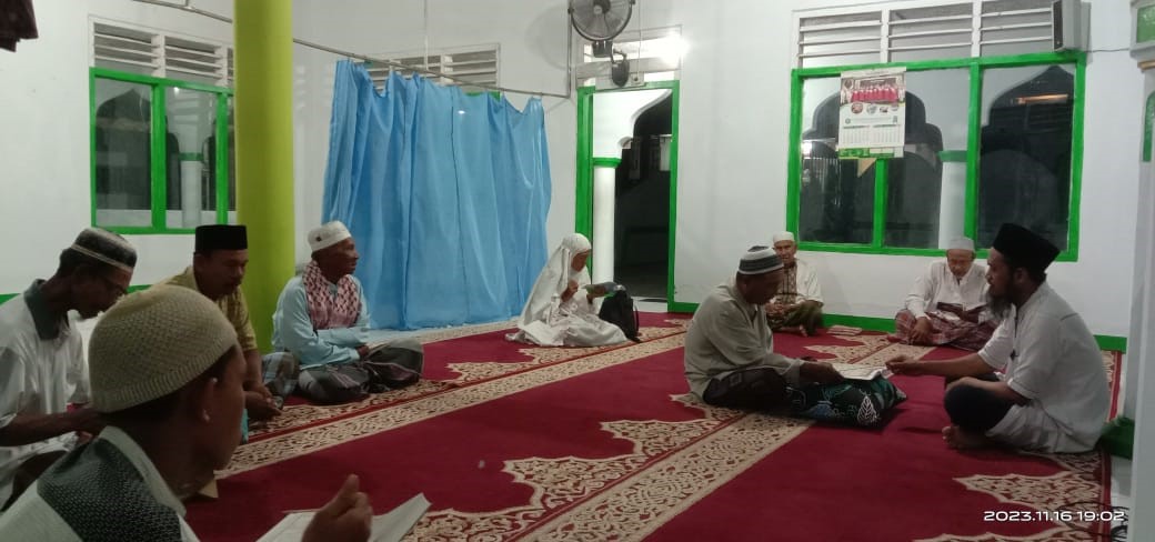 Salur Berbagi Quran Lansia Mushola Miftahul Huda NTB