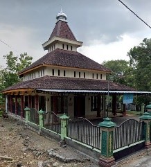 Salur Quran Hafalan Untuk Para Santri TPQ Masjid Al-Falah Manyaran