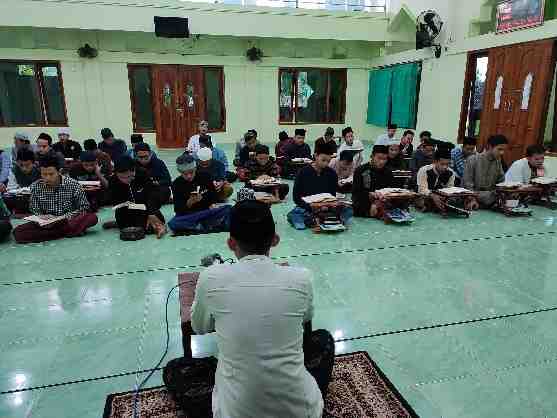 Sedekah Buka Puasa untuk Ma’had Aly Baitul Quran Wonogiri