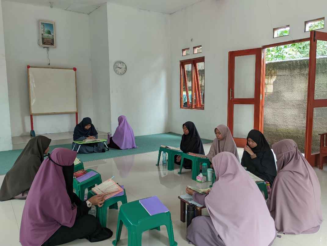 Super Ramadhan Panen Pahala Tanpa Batas dengan Berbagi Buka Puasa untuk PP Riyadhus Sholihat